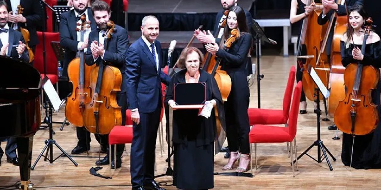 Başkentte annelere özel konser: 27 yıllık ses Ankara’da yükselecek