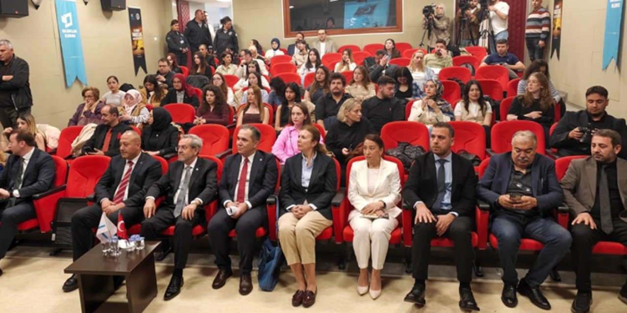 15 Temmuz’un medya hafızası Ankara’da masaya yatırıldı