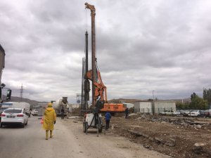 Anadolu Bulvarı'ndaki trafiği rahatlatacak köprü