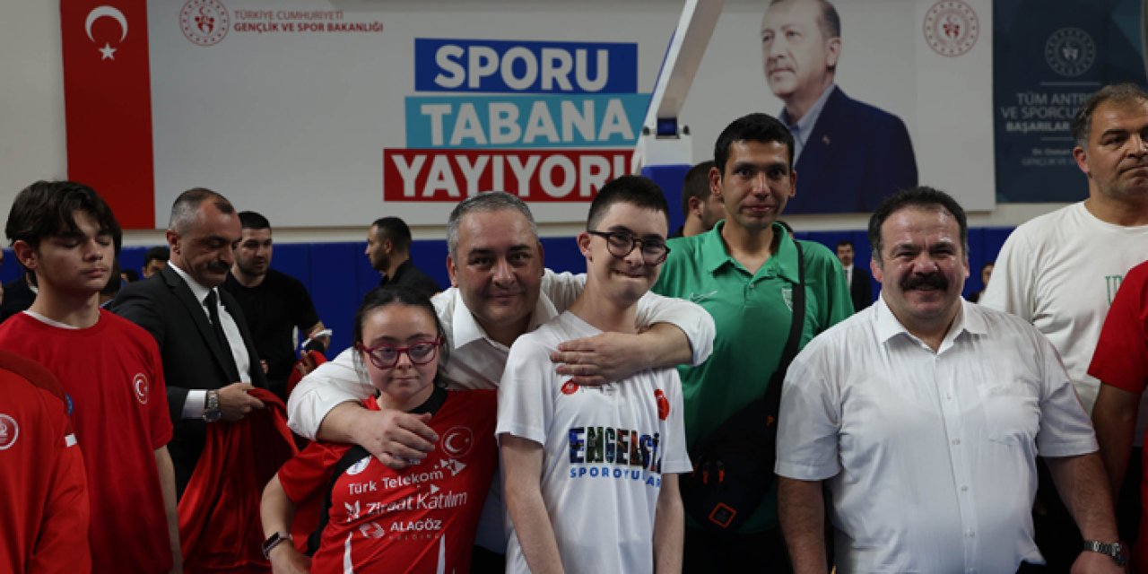 Keçiören’de engeller parkede aşıldı