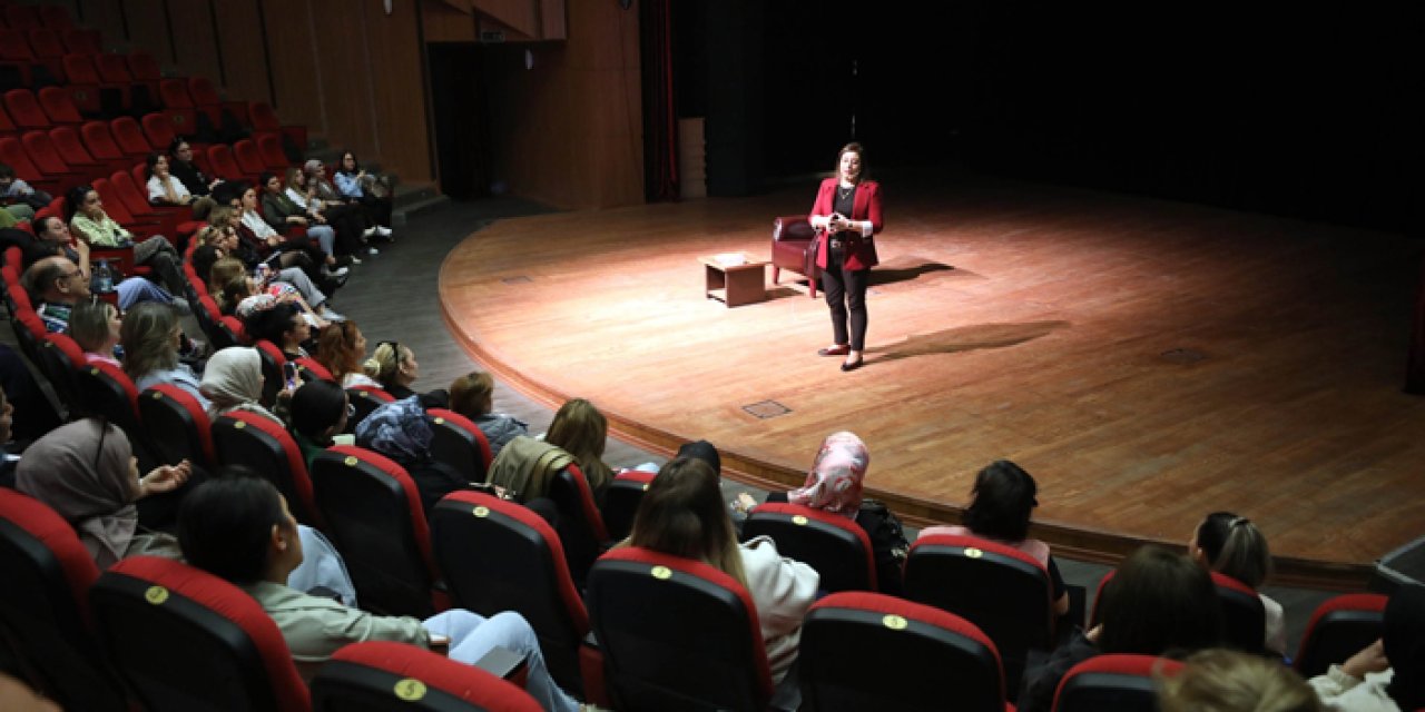 Yenimahalle’de akran zorbalığı alarmı: Aileler seminerde buluştu