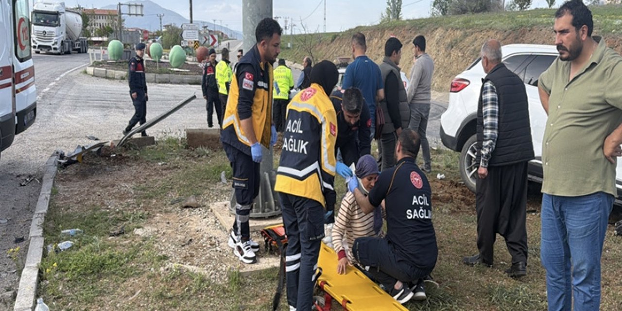 Malatya-Adıyaman yolunda trafik kazası: 3 yaralı