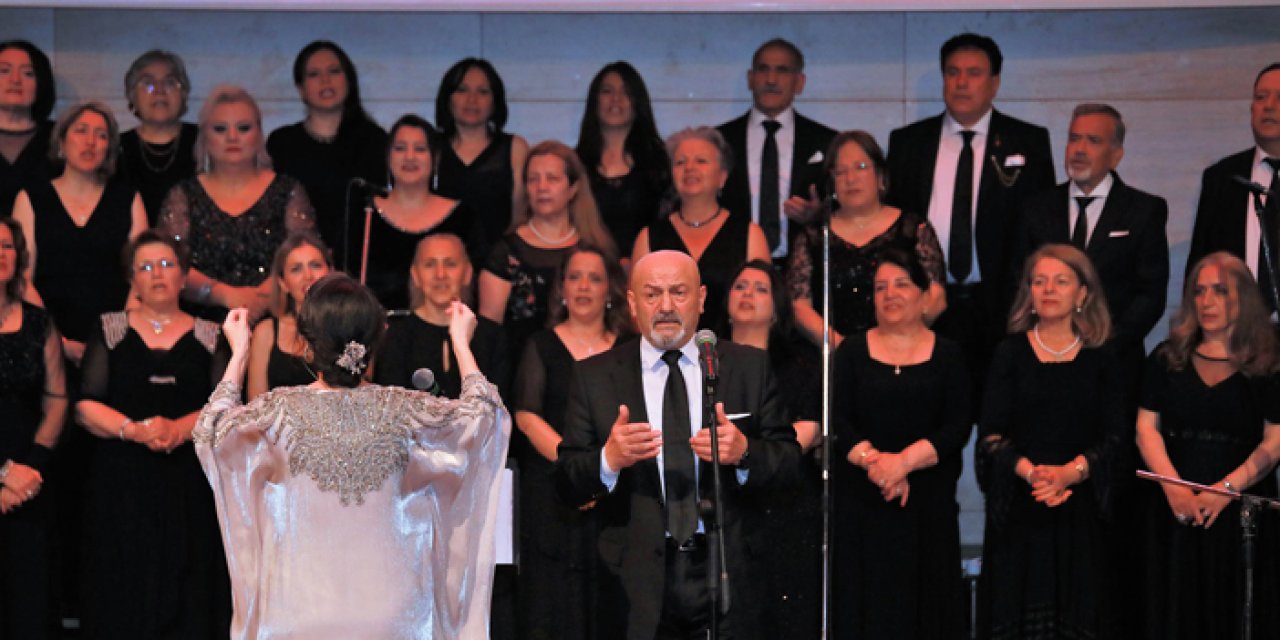 Mahzuni Şerif Keçiören’de türkülerle yâd edildi