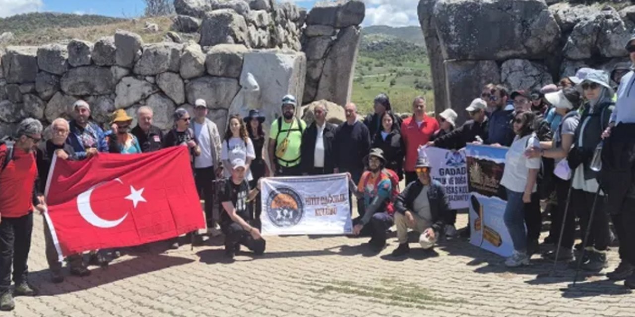 Çorumlu öğrencilerden işaret diliyle farkındalık çalışması
