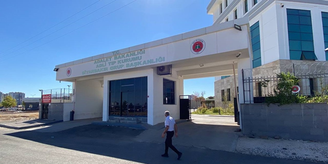 Diyarbakır’da 15 yaşındaki çocuk silahla vurulmuş halde ölü bulundu