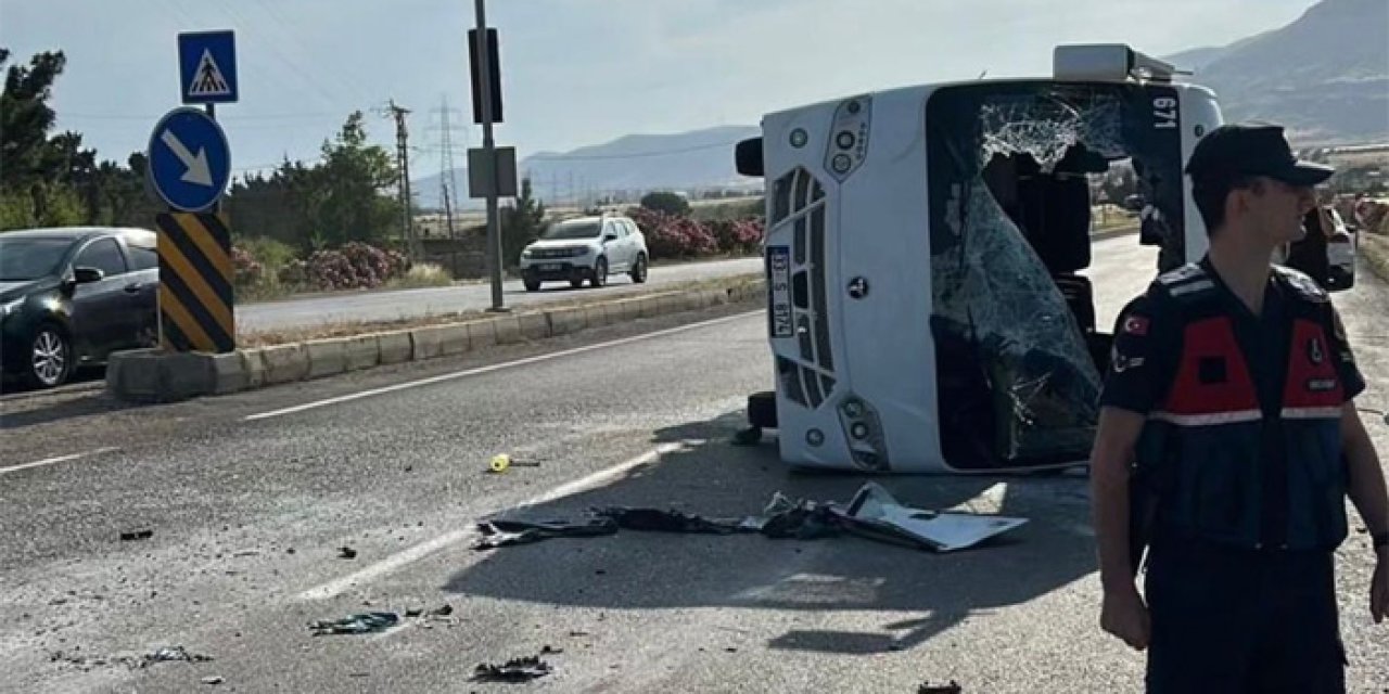 Mersin'de Rus öğrencileri taşıyan servis devrildi: 17 yaralı