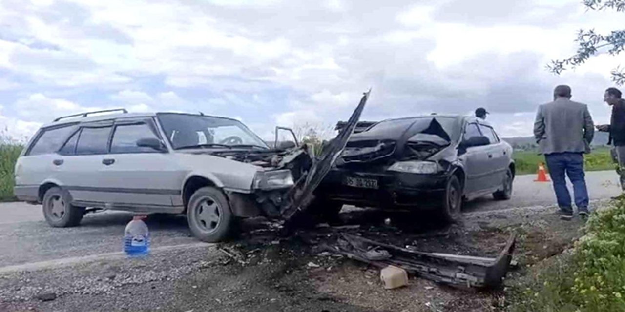 Çorum'da iki otomobil çarpıştı: 3 yaralı