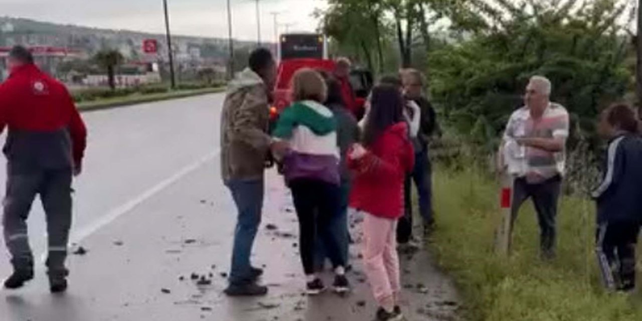 Çanakkale’de otobüs devrildi: Çok sayıda yaralı var