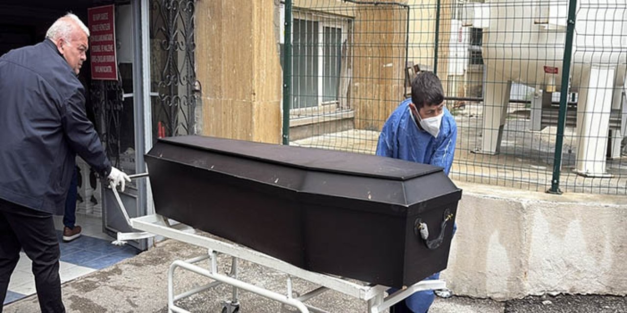 Sivas'ta KKKA tedavisi gören hasta hayatını kaybetti