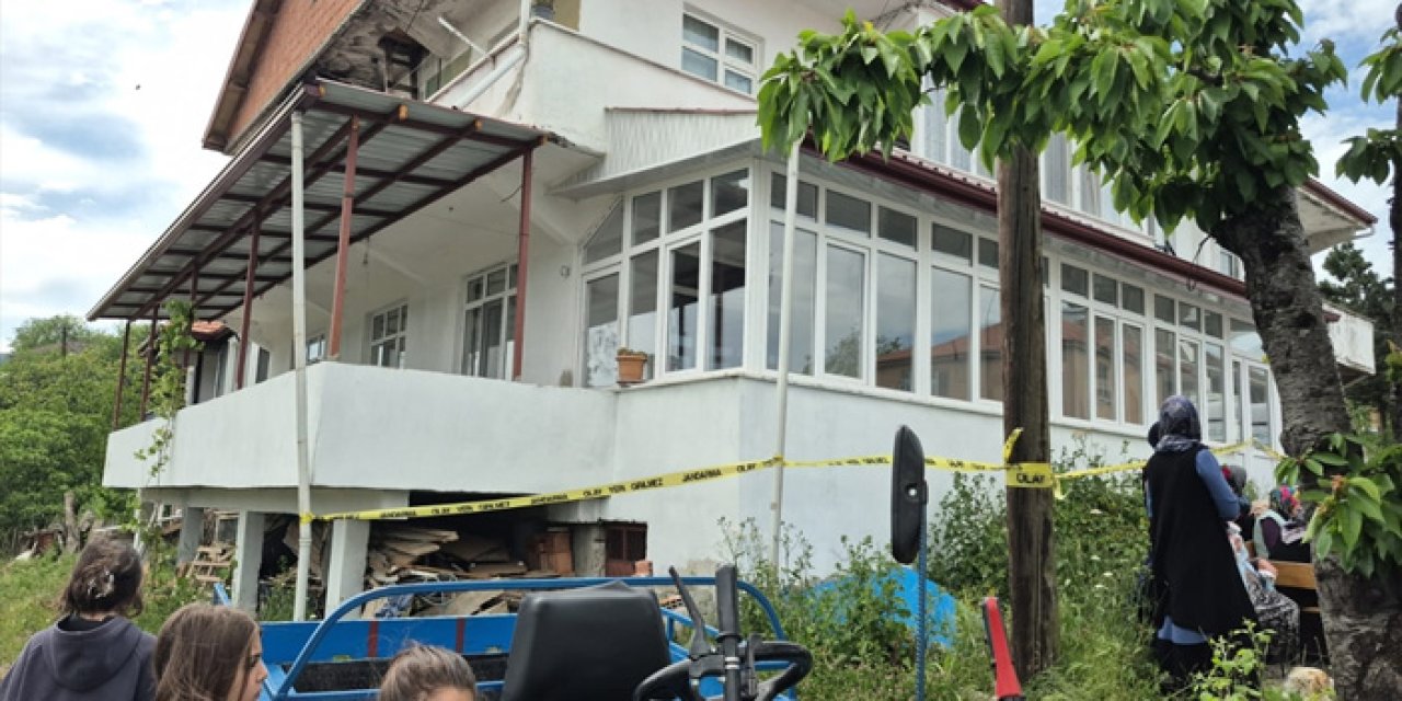 Zonguldak'ta şüpheli ölüm: Evinde bıçaklanmış halde bulundu
