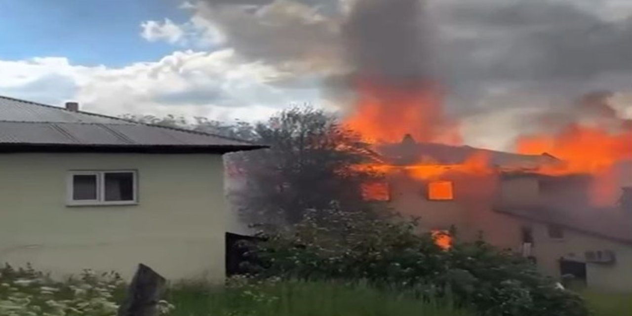 Kastamonu'da korkutan yangın: Köy camisi kül oldu!