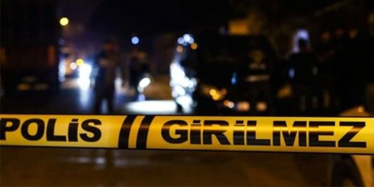 İzmir'de katliam gibi kaza: İki otomobil çarpıştı, 1 ölü, 4 yaralı