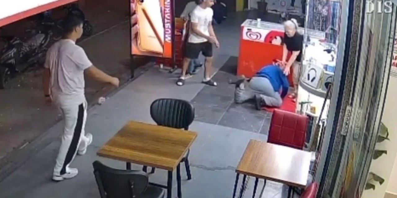 İstanbul'da kadın esnafa bıçak çekti, ayağı takılıp yere düştü