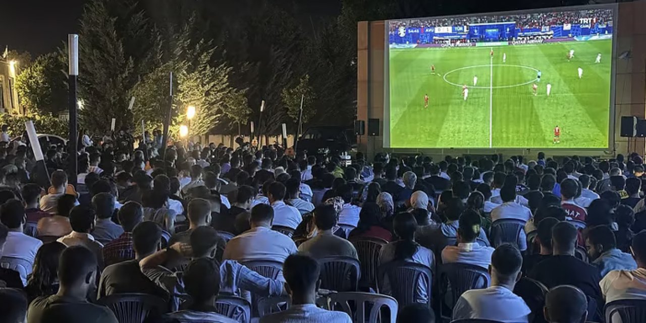 Akyurt’tan dikkat çeken program: Milli maçtan önce