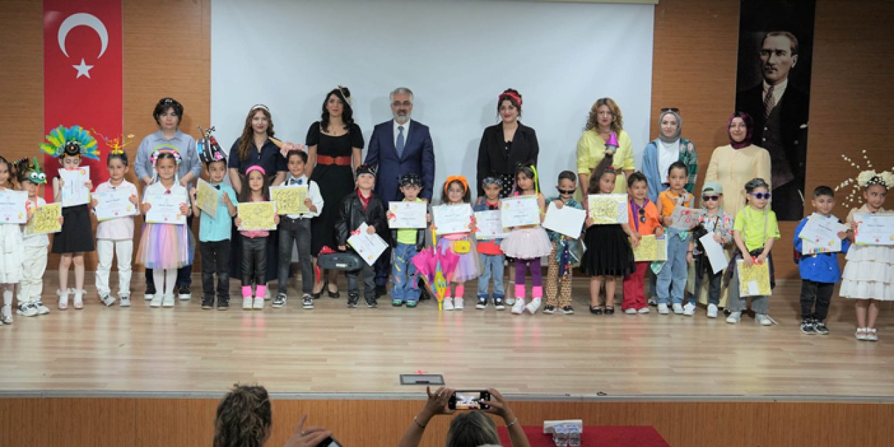 ÇEM öğrencileri yıl sonu gösterisiyle sahnede yeteneklerini sergiledi