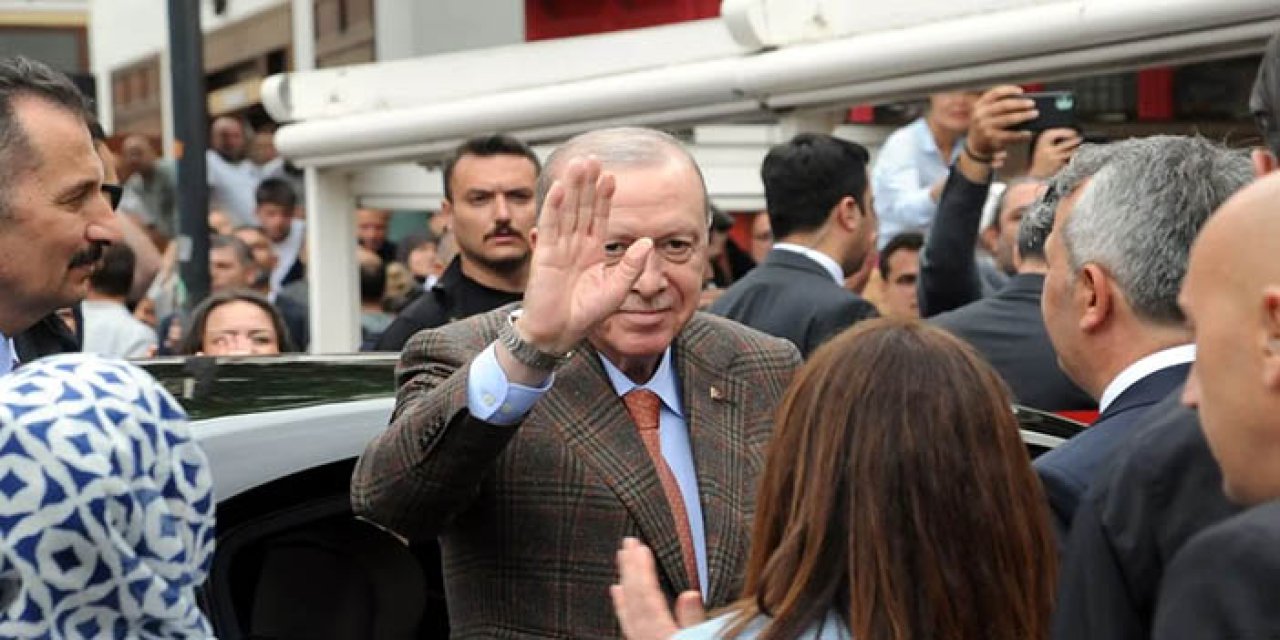 Erdoğan Edirne'de Vatandaşlarla Kafede Çay İçti