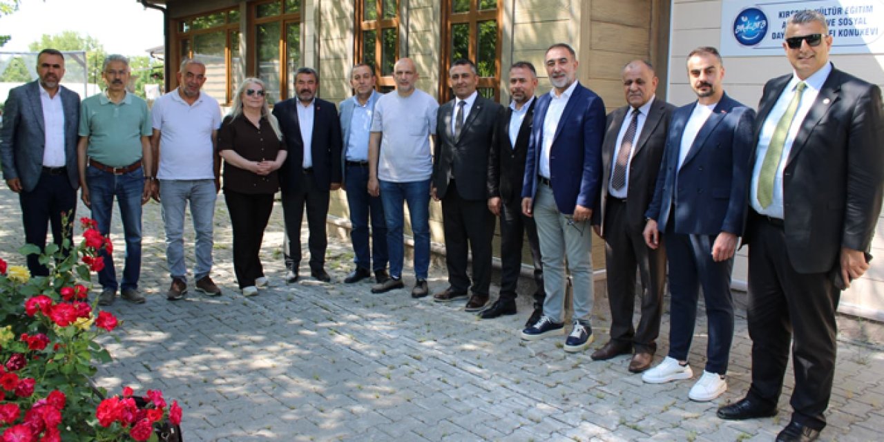 Mamak Muhtarlar Derneği’nden Torun’a ziyaret: Dayanışma vurgusu yapıldı