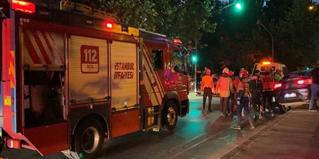 Kırmızı ışıkta duran araca çarptı: 2 yaralı