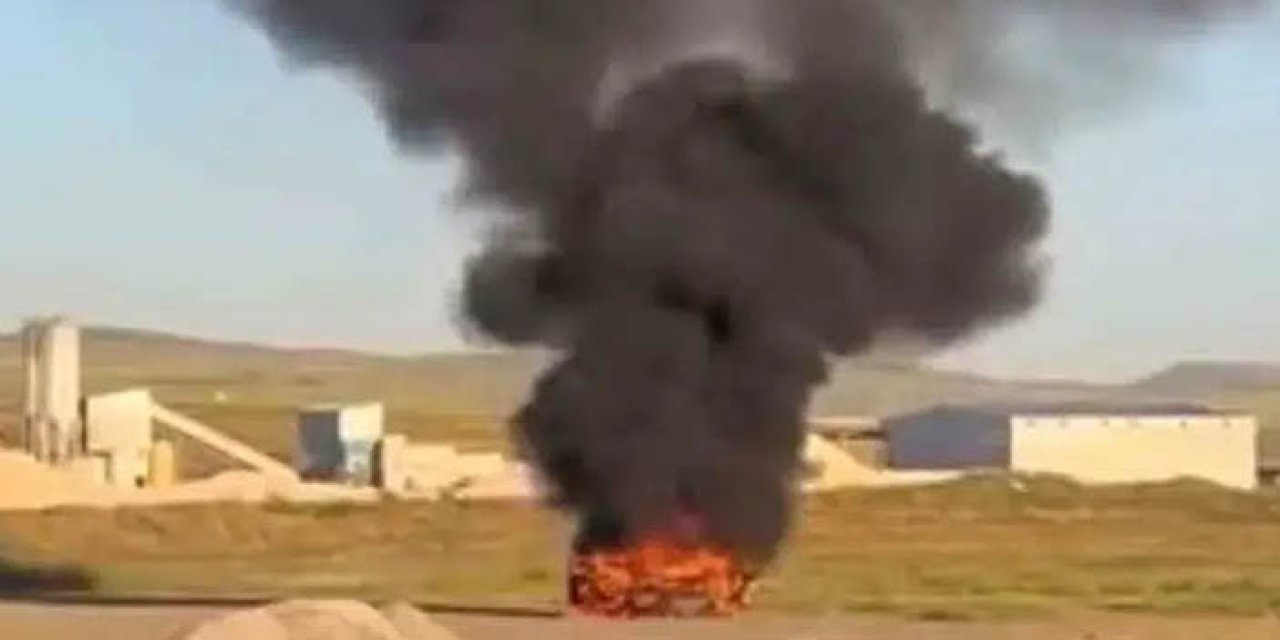 Polatlı'da mezarlıkta otomobil yangını