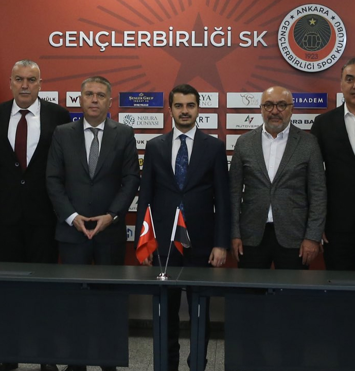 Çankaya Belediye Başkanı Güner Gençlerbirliği’ni ziyaret etti