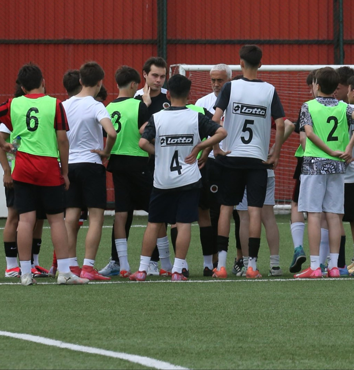 Beştepe’de yetenek avı başladı: Gençlerbirliği’nde geleceğin futbolcuları sahneye çıktı