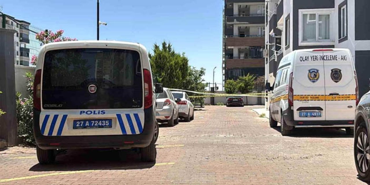 Gaziantep'te trajik olay: Kucağındaki çocuğuyla 8. kattan atladı
