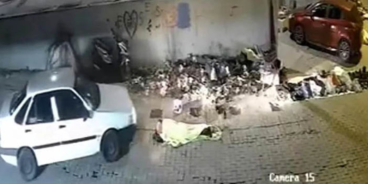 İzmir'de korkunç olay: Kaldırımda uyuyan adamın üzerinden geçti