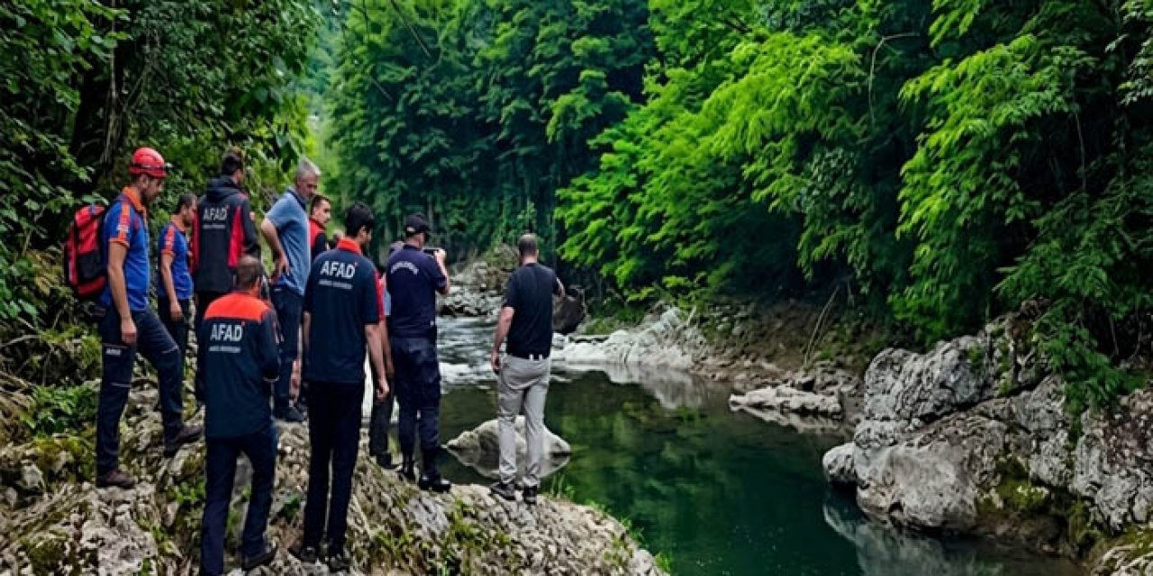 Ordu'da kızının gözü önünde ırmağa düşen baba kurtarılamadı