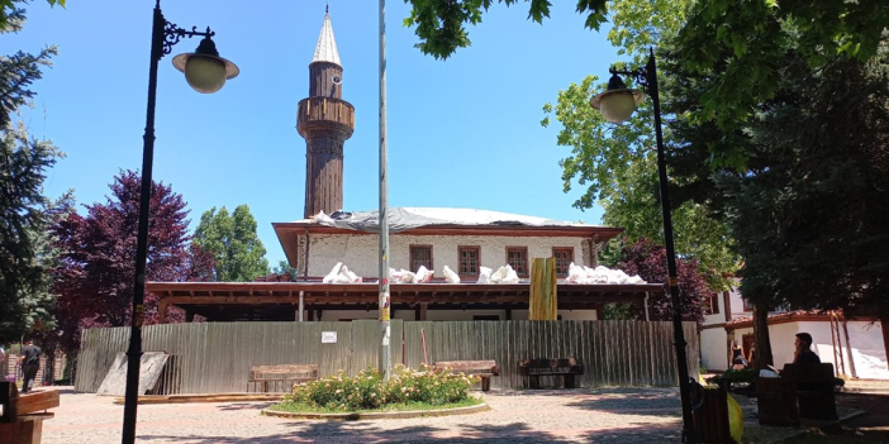 Mehmet Çelebi Camii restorasyona alındı: Çalışmaların Eylül’de tamamlanması planlanıyor