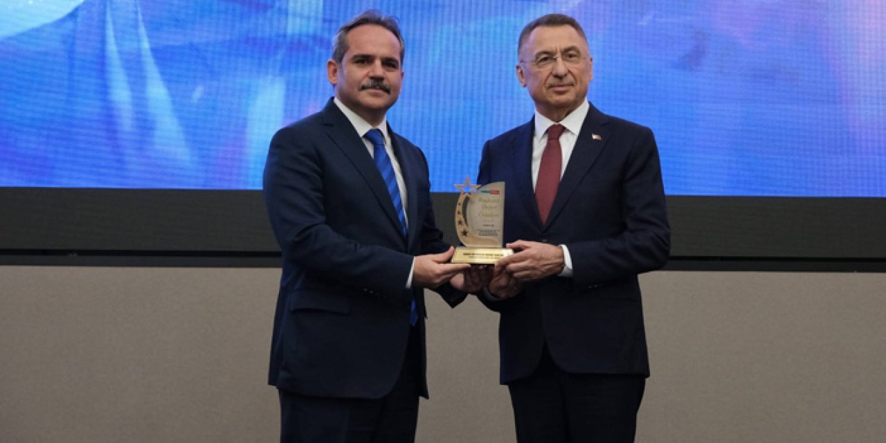 Mamak Kaymakam’ı Kaya’ya anlamlı ödül