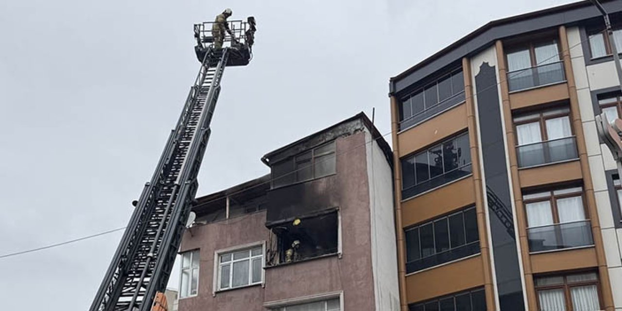 Esenler'de 4 katlı binada çıkan yangın söndürüldü