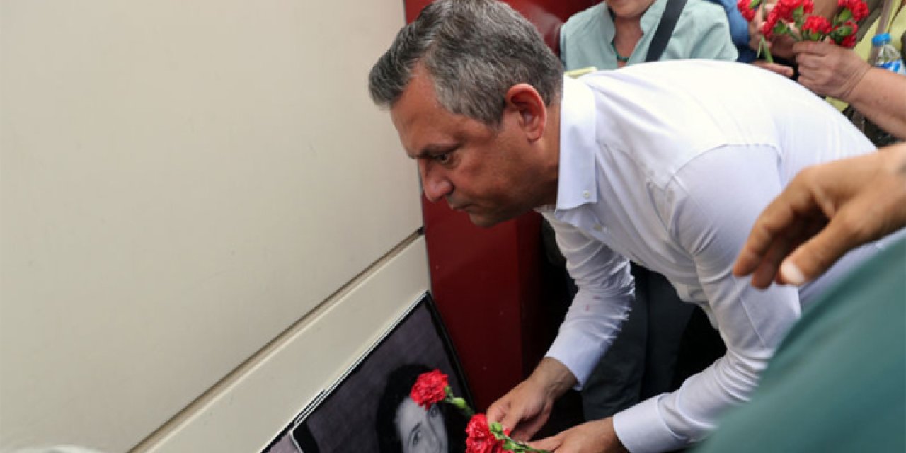 Madımak'ta 33. yılda adalet mesajı! Özgür Özel anma törenine katıldı