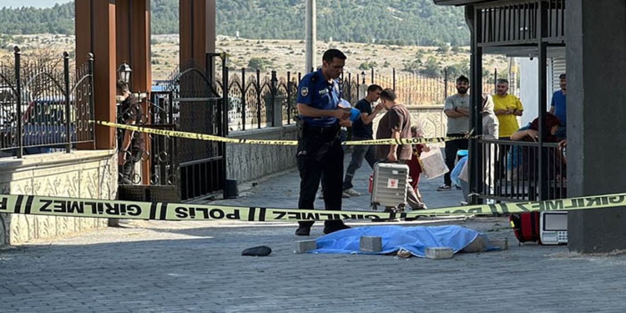 5'inci kattan düşen Alzheimer hastası kadın öldü