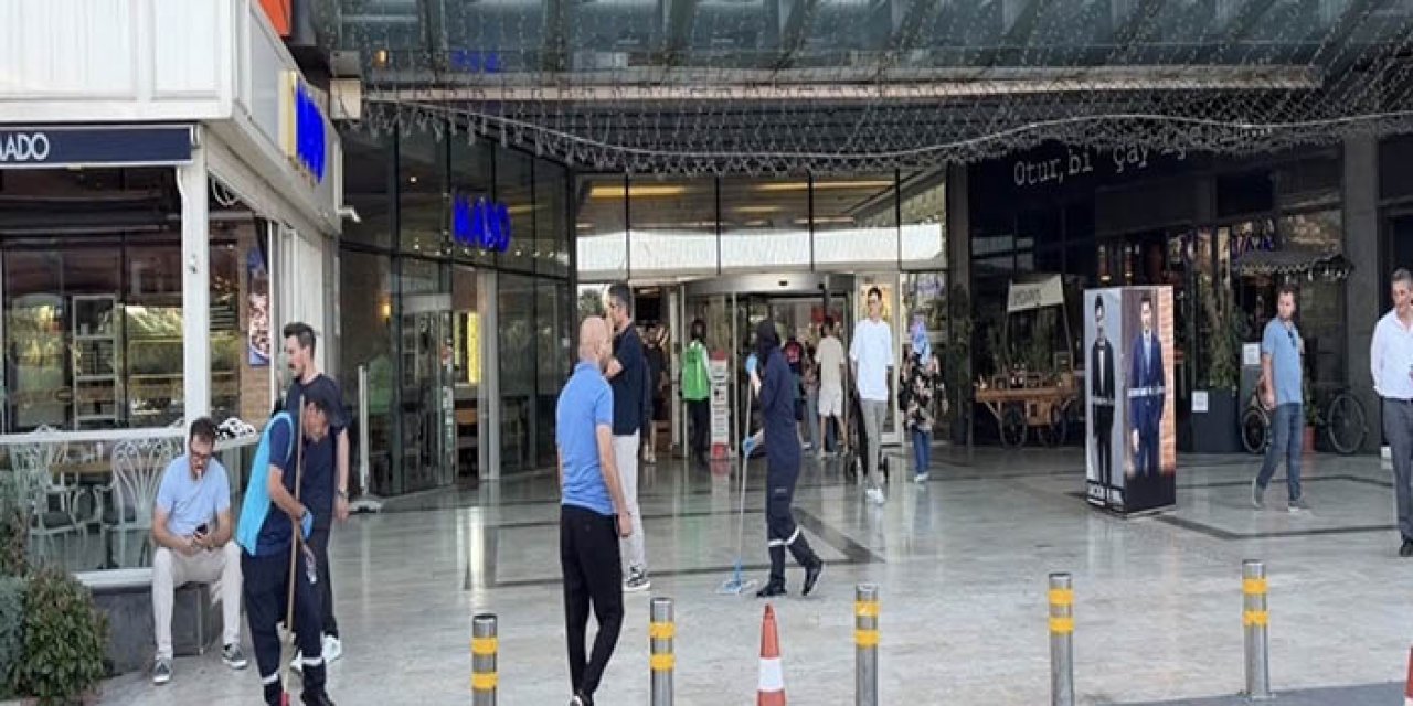 Ümraniye'de alışveriş merkezinde silahlı saldırı: 2 yaralı