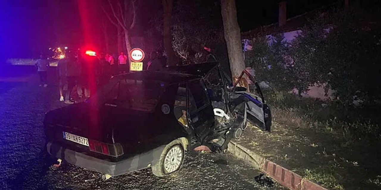 İzmir'de feci kaza! Köpeğe çarpmamak için ağaca çarpan genç öldü