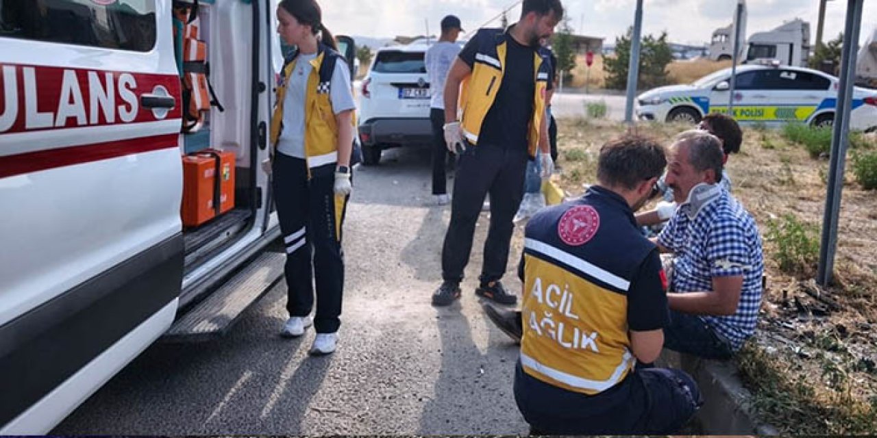 Kırıkkale'de İki Otomobilin Çarpıştığı Kazada 6 Kişi Yaralandı