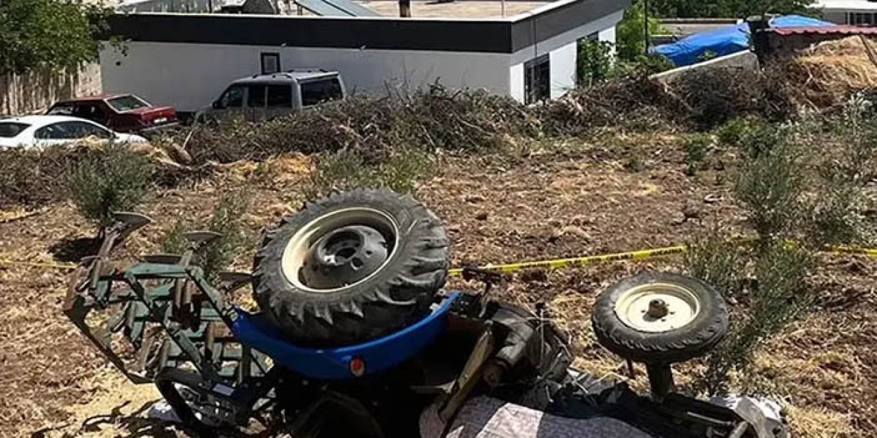 Devrilen traktörün sürücüsü öldü