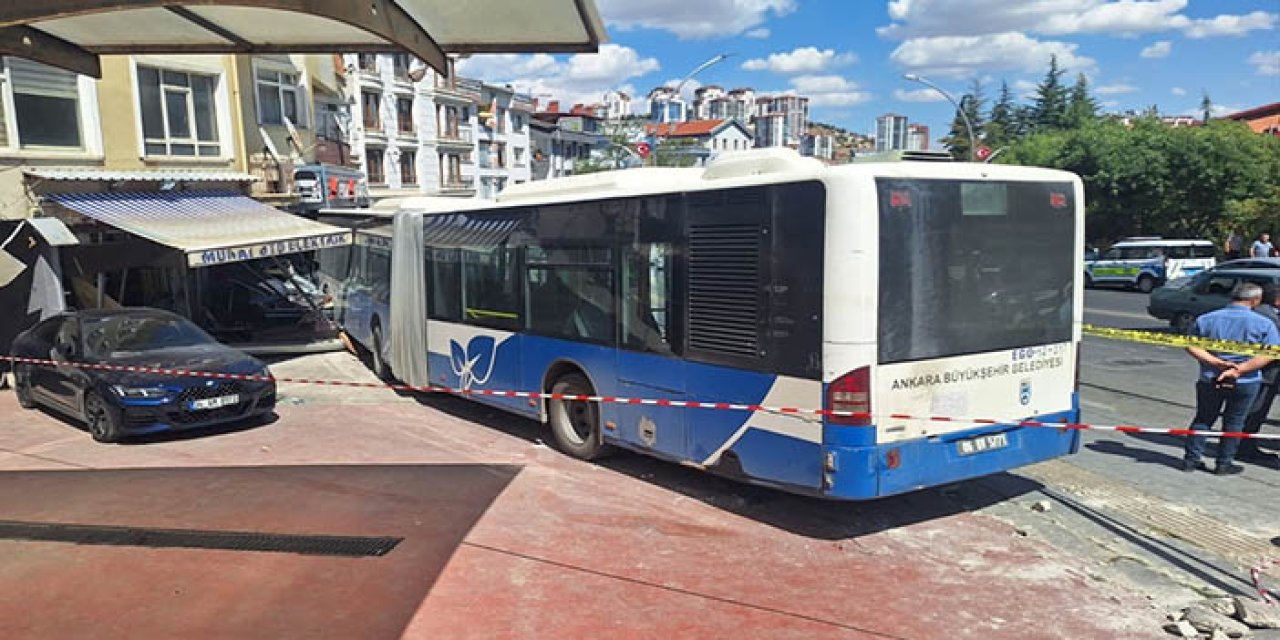 Ankara'da belediye otobüsü iş yerine girdi: 7 yaralı