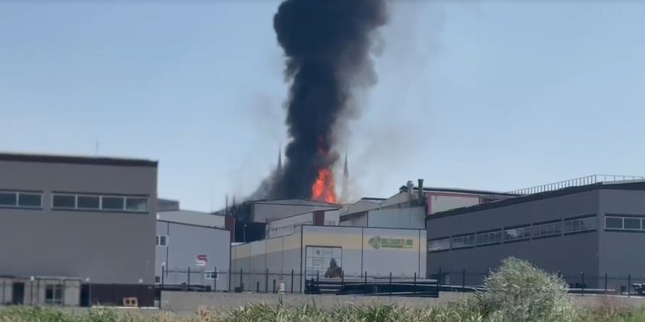 Kahramankazan'da fabrika yangını: Kontrol altını alındı