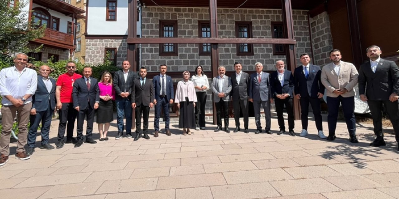 AK Parti’den meclis için olağanüstü toplantı sinyali