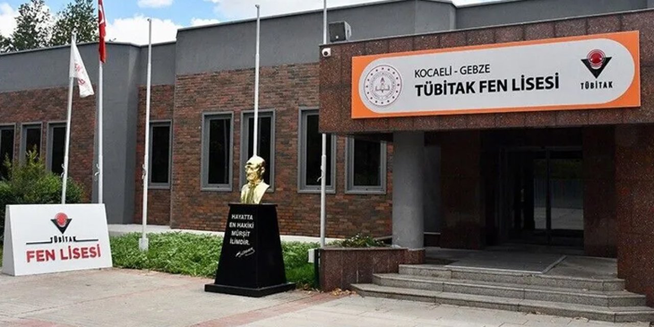 TÜBİTAK Fen Lisesi ilk mezunlarıyla YKS'de zirveye çıktı
