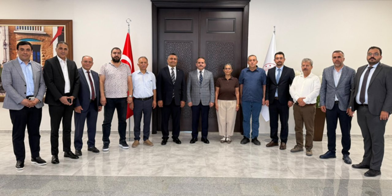 Kırşehirliler Vakfı’ndan Mamak Kaymakamı Kaya'ya anlamlı ziyaret