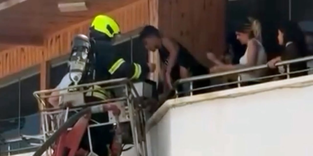 Otelde çıkan yangın söndürüldü, mahsur kalan 9 kişi kurtarıldı