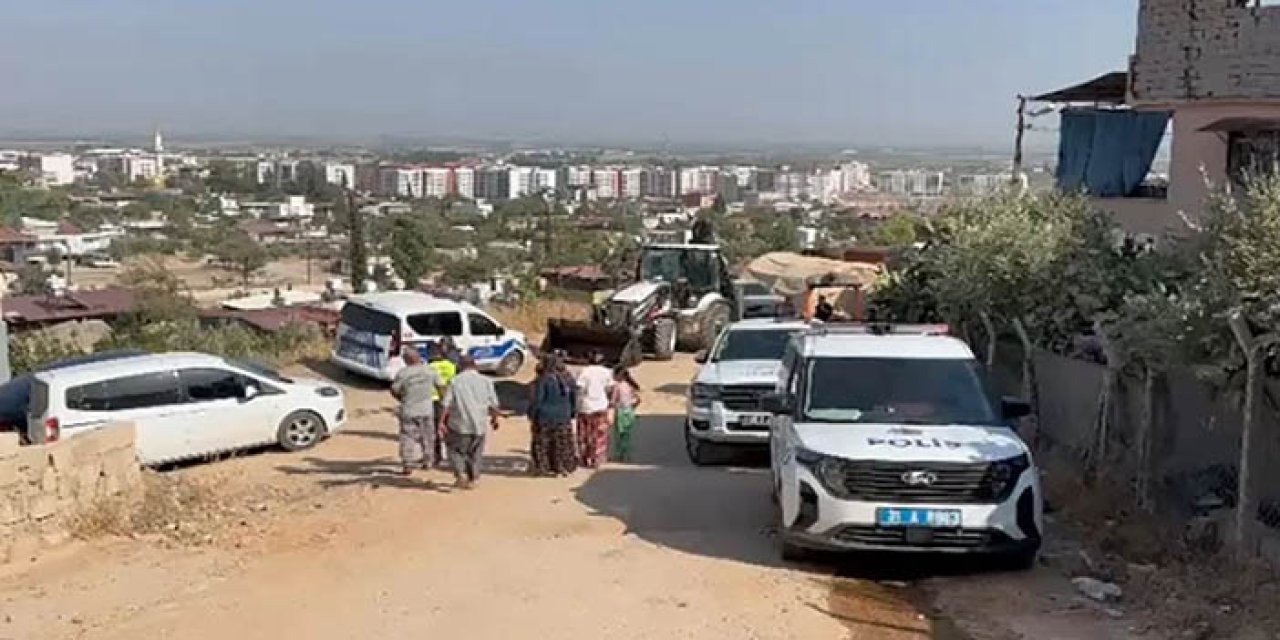 Yokuş aşağı inen otomobil iş makinesine çarptı: 1 ölü