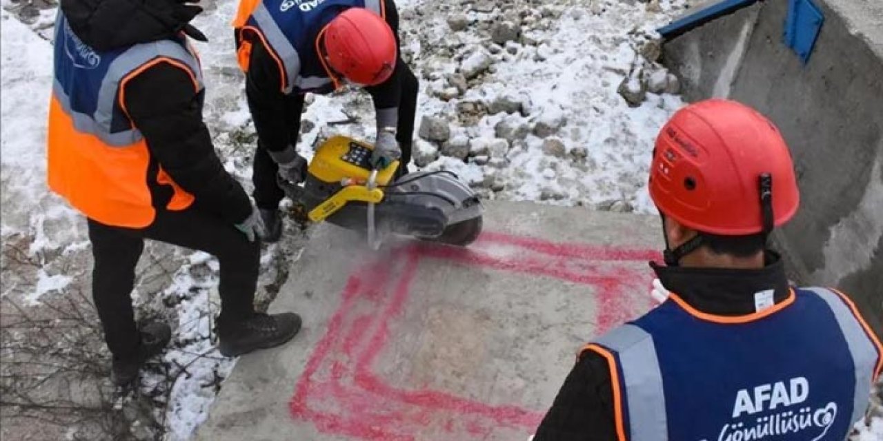 Türkiye’nin arama kurtarma ordusu 160 bini aştı