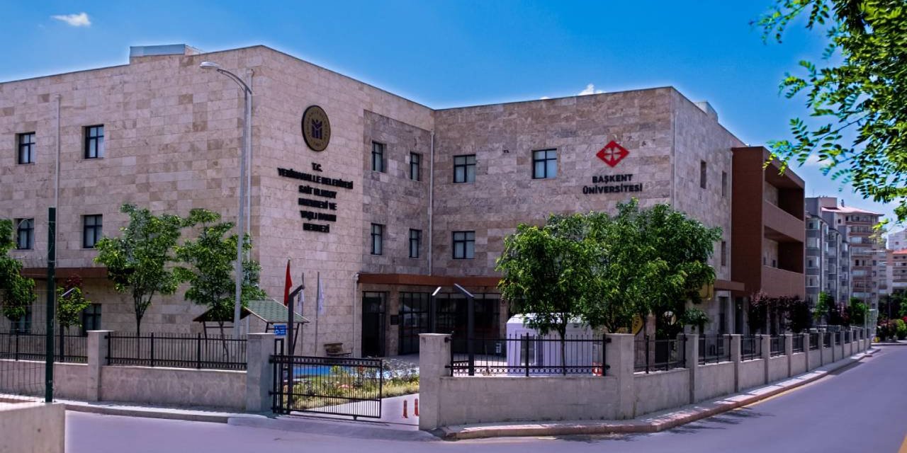 Yenimahalle’de Alzheimer ve Yaşlı Yaşam Merkezi açıldı