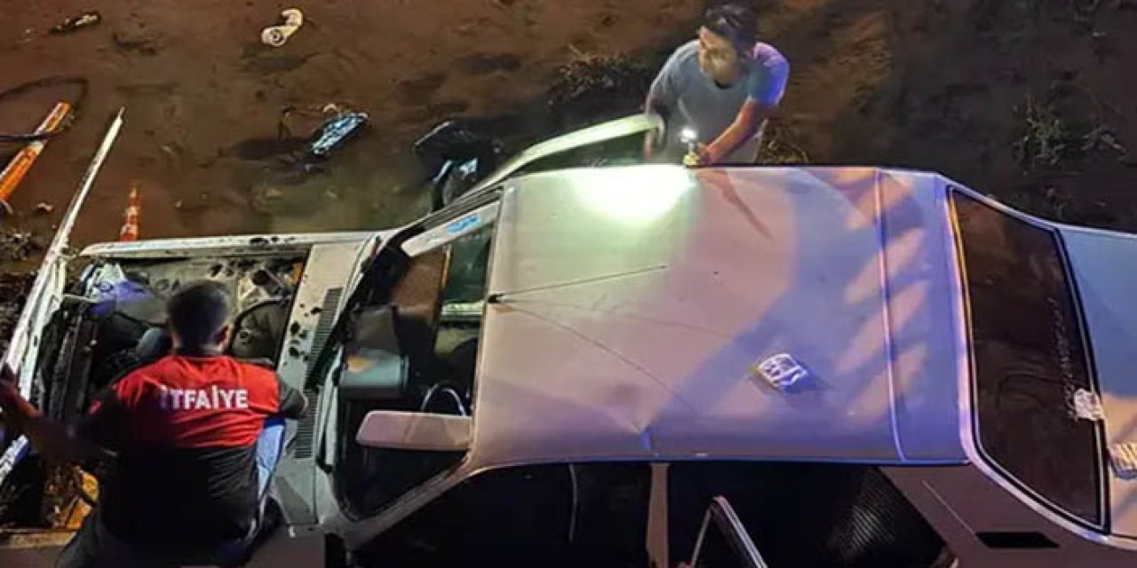 Takla atan otomobil karşı şeritten gelen ciple çarpıştı: 2 yaralı