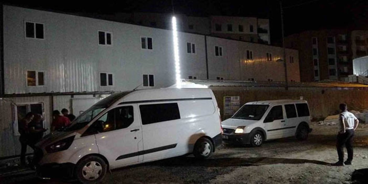 Malatya'da işçi yatakhanede asılı bulundu