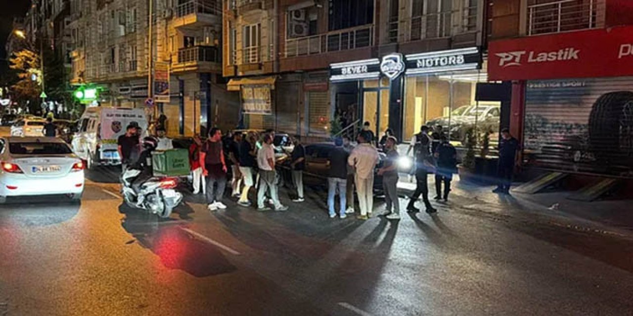 Eyüpsultan'da oto galeriye silahlı saldırı: 2'si ağır 4 yaralı