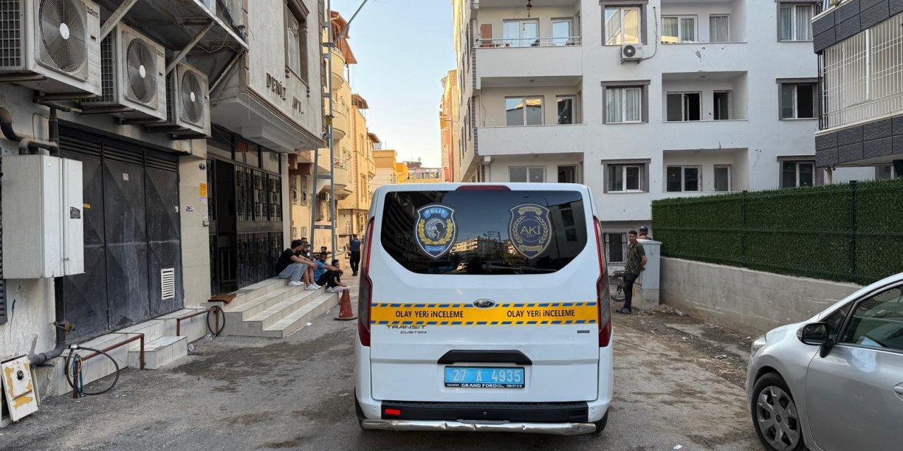 Apartman yangınında 4 yaşındaki Yezen hayatını kaybetti, annesi ve 2 çocuk yaralandı